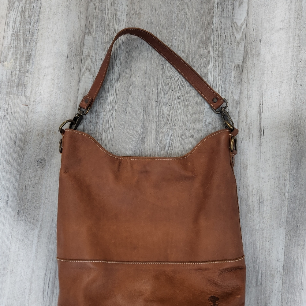 Oak River Wanderer Hobo Handbag